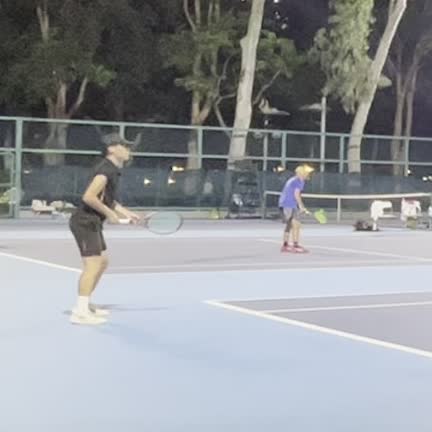 Fisto Wong - Tennis Action